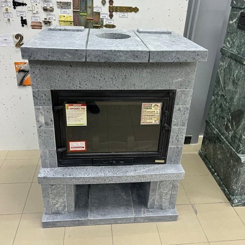 Мини камин в облицовке из талькохлорита. Обзор
